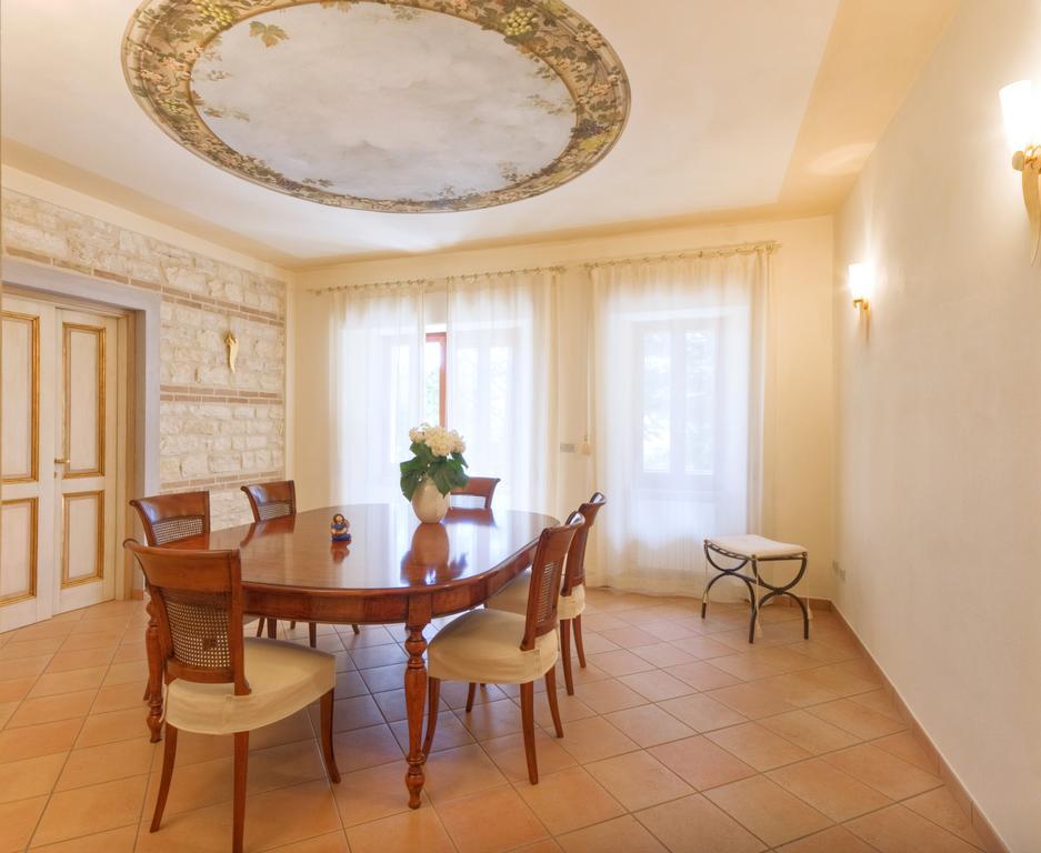 Guest House Villa Eva Сіроло Екстер'єр фото