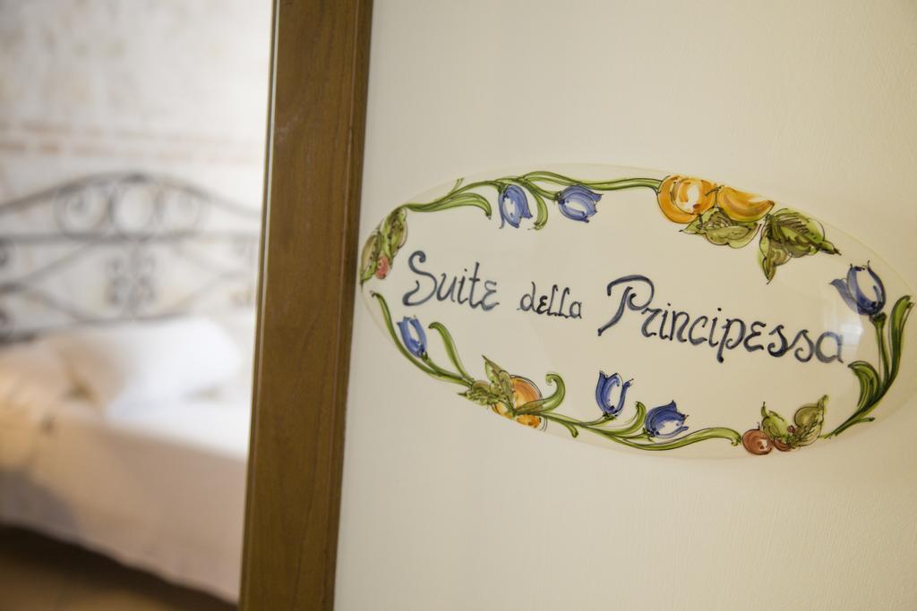 Guest House Villa Eva Сіроло Екстер'єр фото