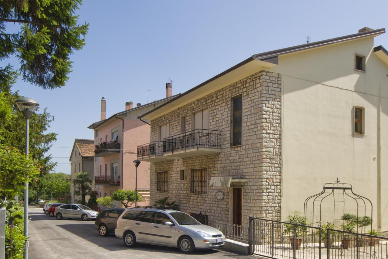 Guest House Villa Eva Сіроло Екстер'єр фото